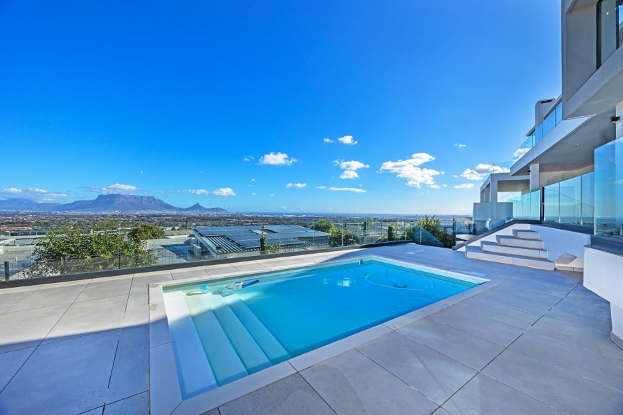 5 Bedroom Property for Sale in Baronetcy Estate Western Cape